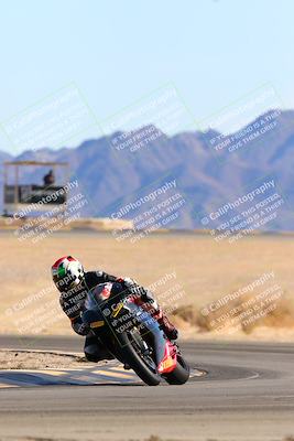 media/Jan-08-2022-SoCal Trackdays (Sat) [[1ec2777125]]/Turn 4 (1145am)/